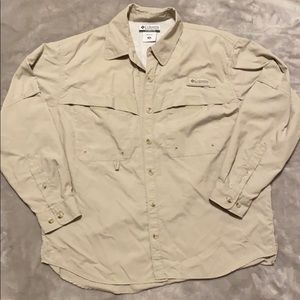 Columbia outdoor shirt